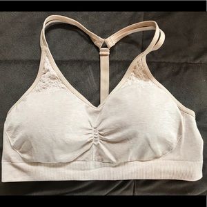 Athleta Mesh Around 2.0 Bra. Size Medium. Nude.